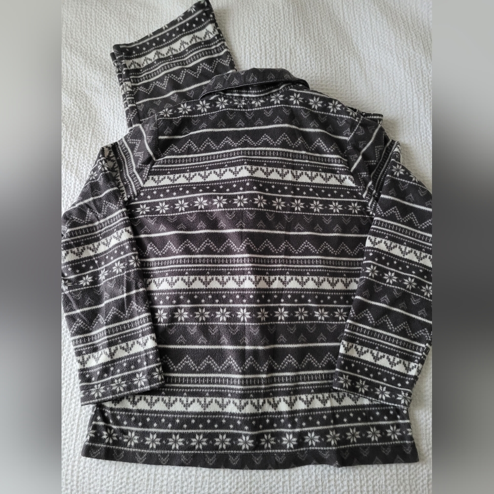 Soft fleece pajamas - Picture 5 of 7